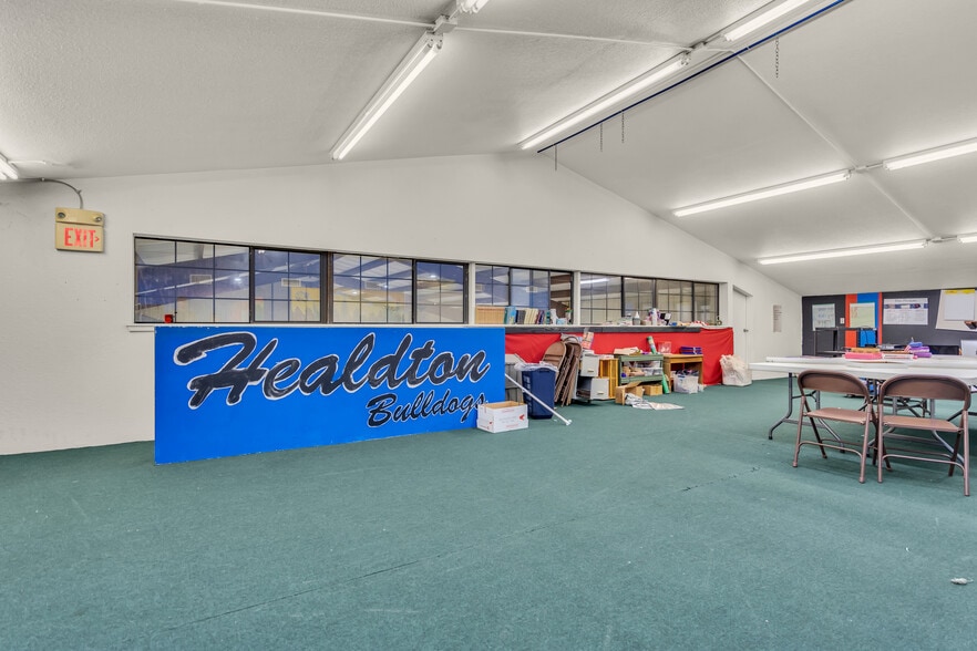 More Photos Of 727 4th St, Healdton Religious Facility For Sale