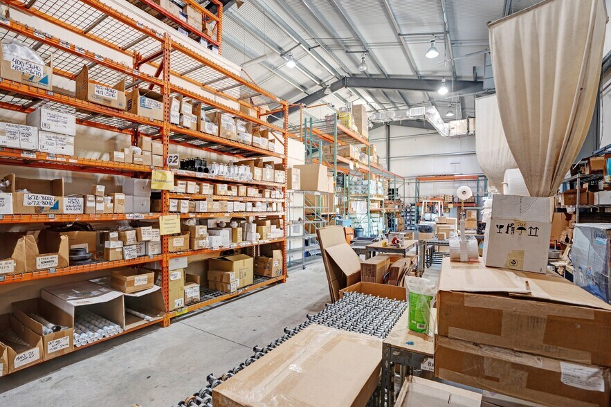 More Photos Of 1500 Desoto Rd, Sarasota Warehouse For Sale