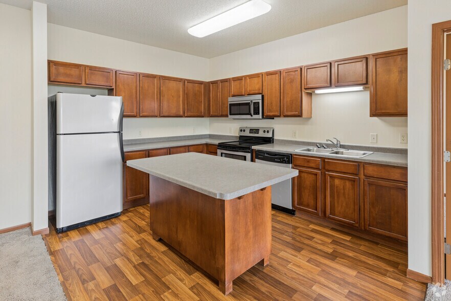 More Photos Of 1531 7th Ave S, Sartell Apartments For Sale