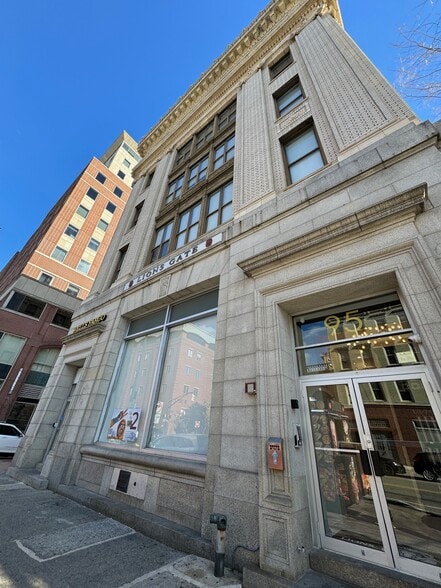 More Photos Of 95 River St, Hoboken Office For Lease