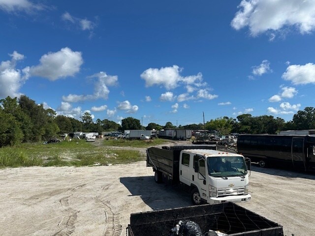 More Photos Of 4845-4905 45th St, Vero Beach, Vero Beach Auto Salvage Facility For Sale
