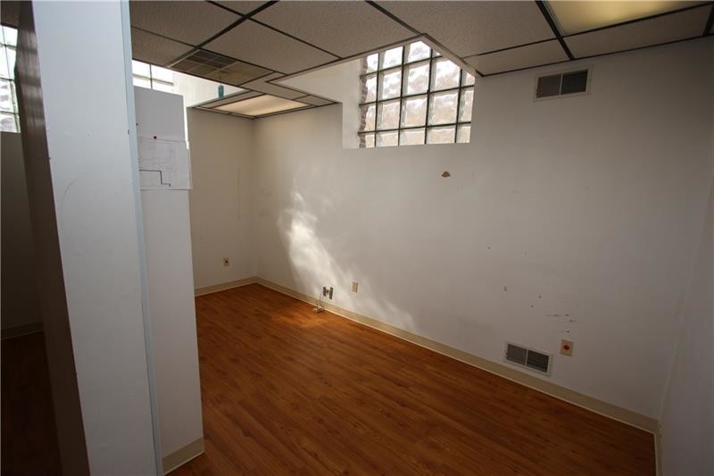 More Photos Of 600 Park Ave, Monongahela Office For Lease