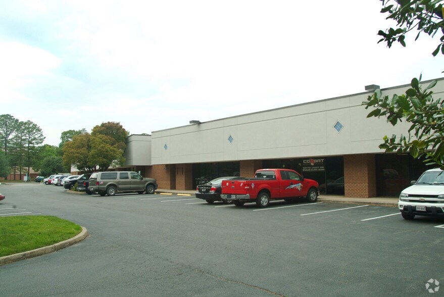 More Photos Of 3955-3979 Deep Rock Rd, Richmond Light Distribution For Lease