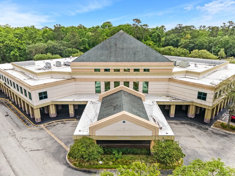 More Photos Of 11705 San Jose Blvd, Jacksonville Medical For Lease