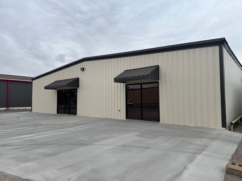Primary Photo Of 4809 W Loop 289, Lubbock Warehouse For Lease