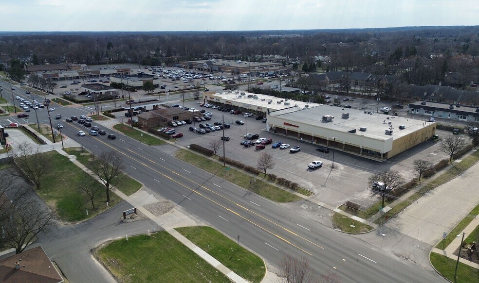 More Photos Of 1368-1498 S Sheldon Rd, Plymouth Freestanding For Lease