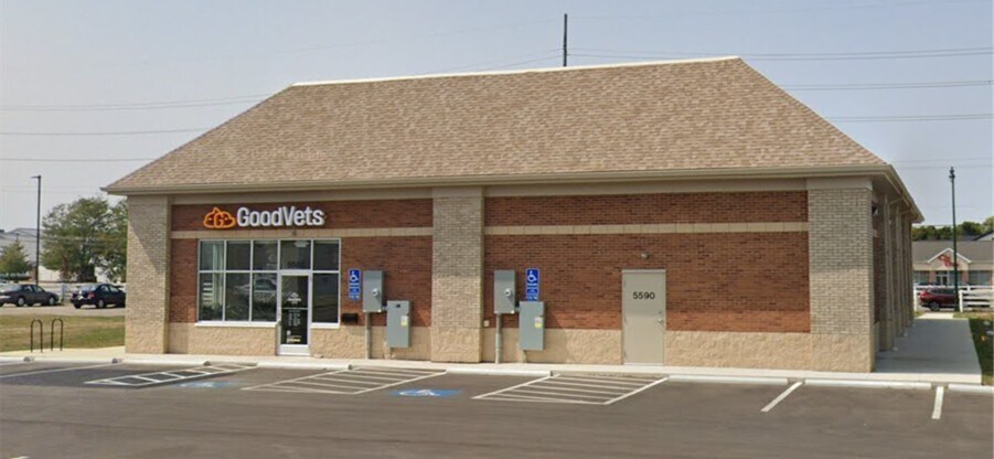 More Photos Of 5588-5590 N Hamilton Rd, Columbus Storefront Retail Office For Lease