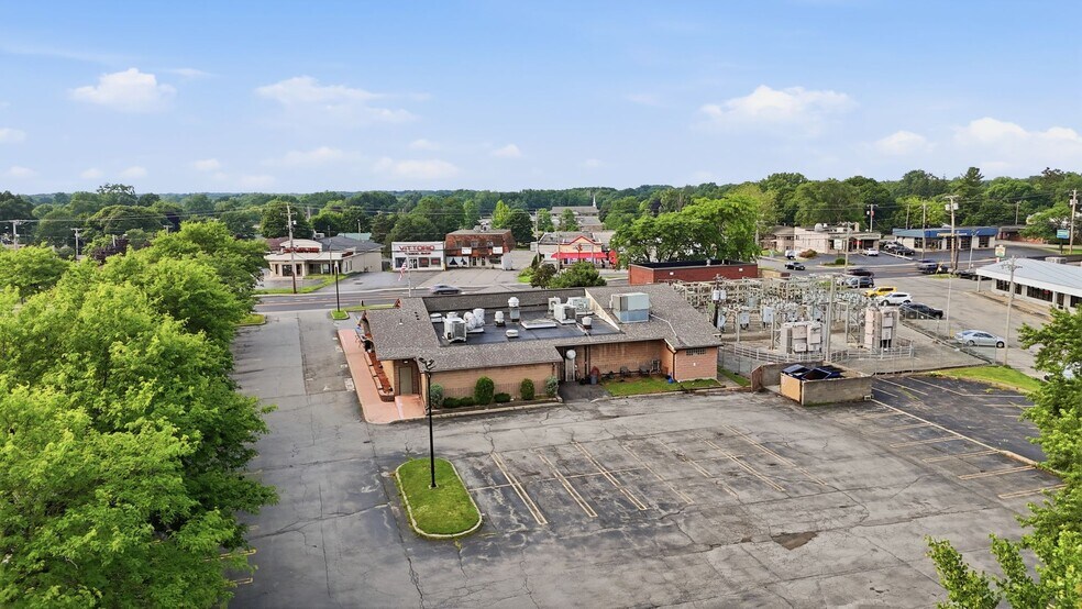 More Photos Of 1925 E Ridge Rd, Rochester Restaurant For Sale
