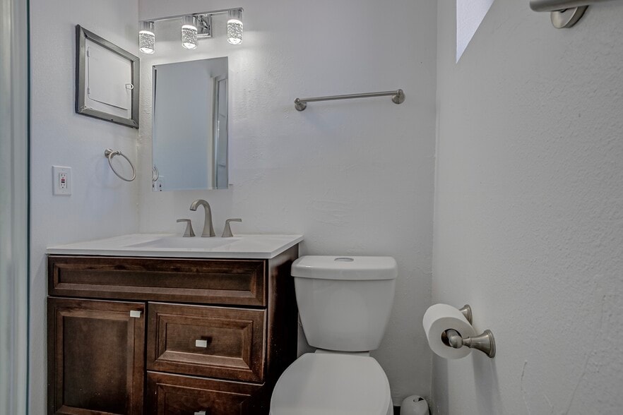 More Photos Of 408 W Main St, Payson Freestanding For Sale