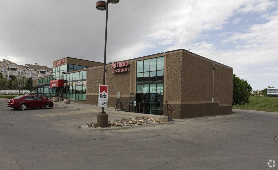 More Photos Of 3721-3725 N 147th St, Omaha Convenience Store For Lease