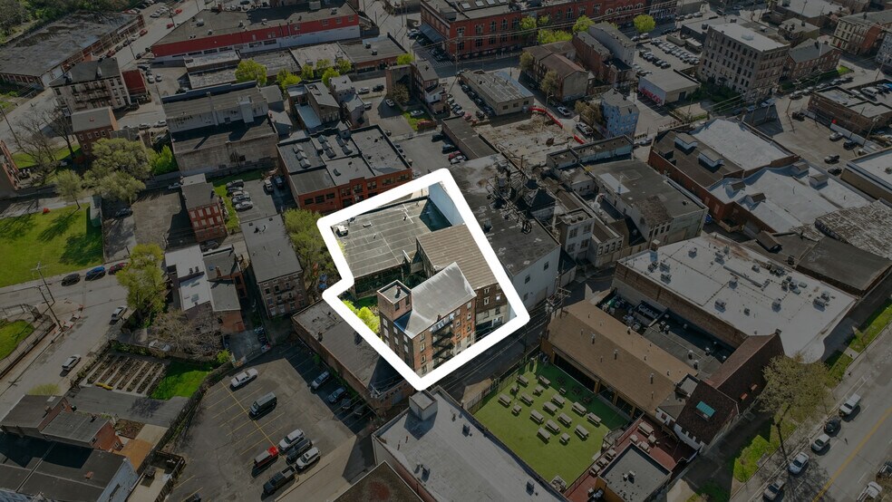 More Photos Of 2025 Dunlap St, Cincinnati Light Manufacturing For Sale