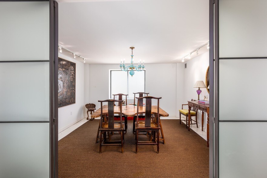 More Photos Of 517 King St, Charleston Apartments For Lease