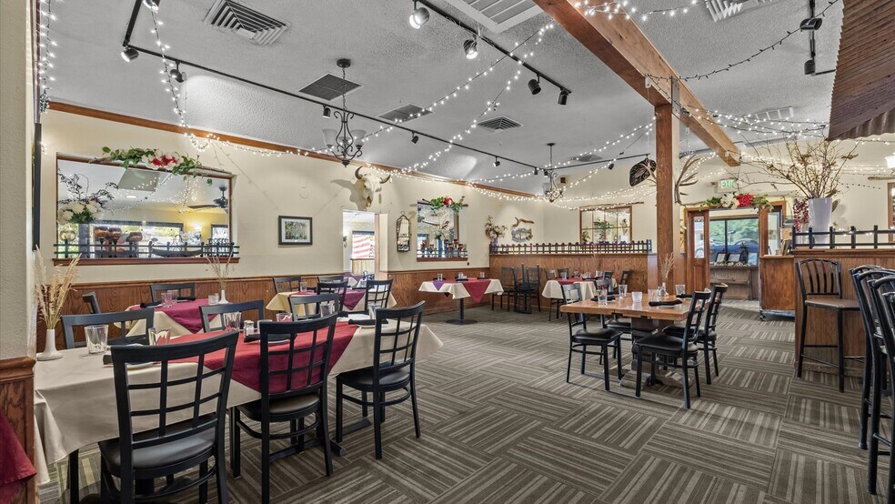 More Photos Of 412 Park Ave, Rifle Restaurant For Sale