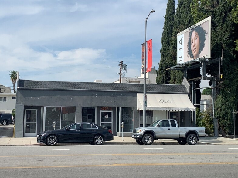 More Photos Of 4325-4327 Woodman Ave, Sherman Oaks Storefront Retail Office For Lease