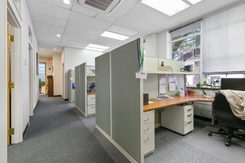 More Photos Of 4176 Canal St, New Orleans Office For Sale