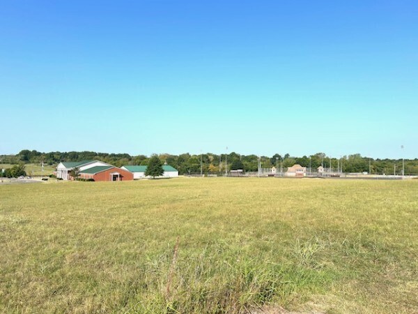 More Photos Of 900 South Ellington Parkway, Lewisburg Land For Sale