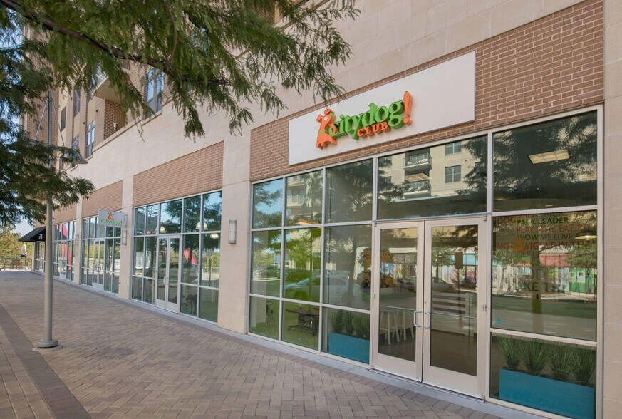 More Photos Of 3850-3900 Vitruvian Way, Addison Apartments For Lease