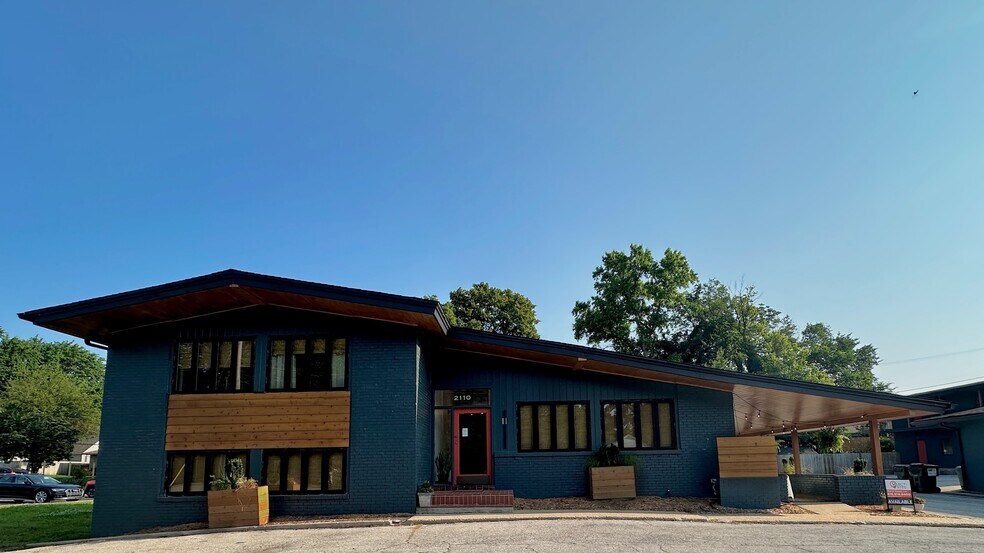 Primary Photo Of 2108 W 75th St, Prairie Village Medical For Lease