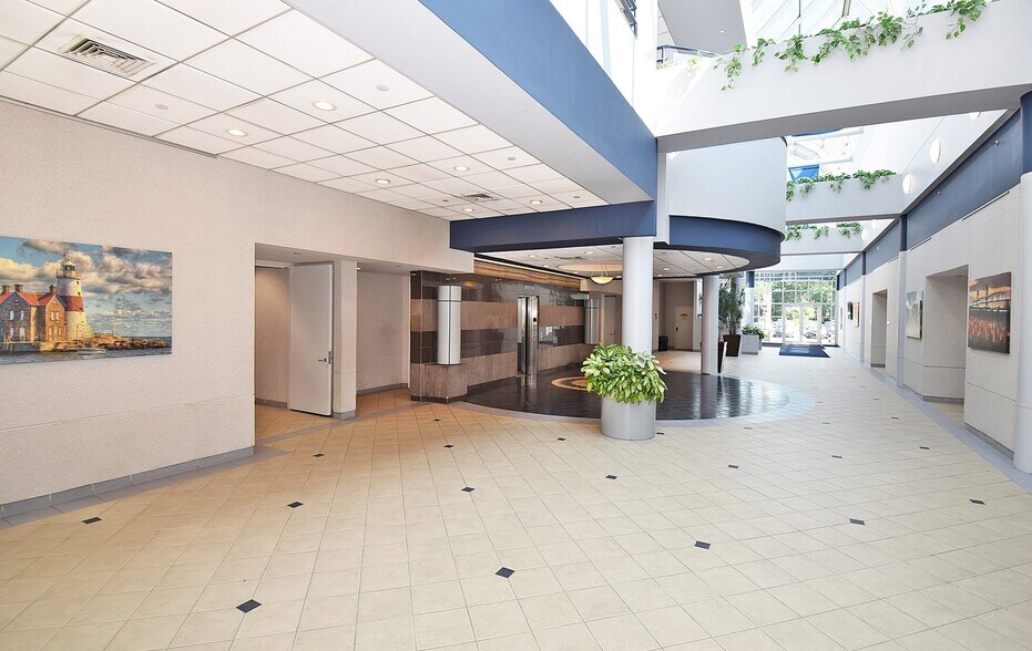 More Photos Of 25 Melville Park Rd, Melville Office For Lease