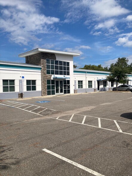 Primary Photo Of 6637 Gunn Hwy, Tampa Medical For Sale