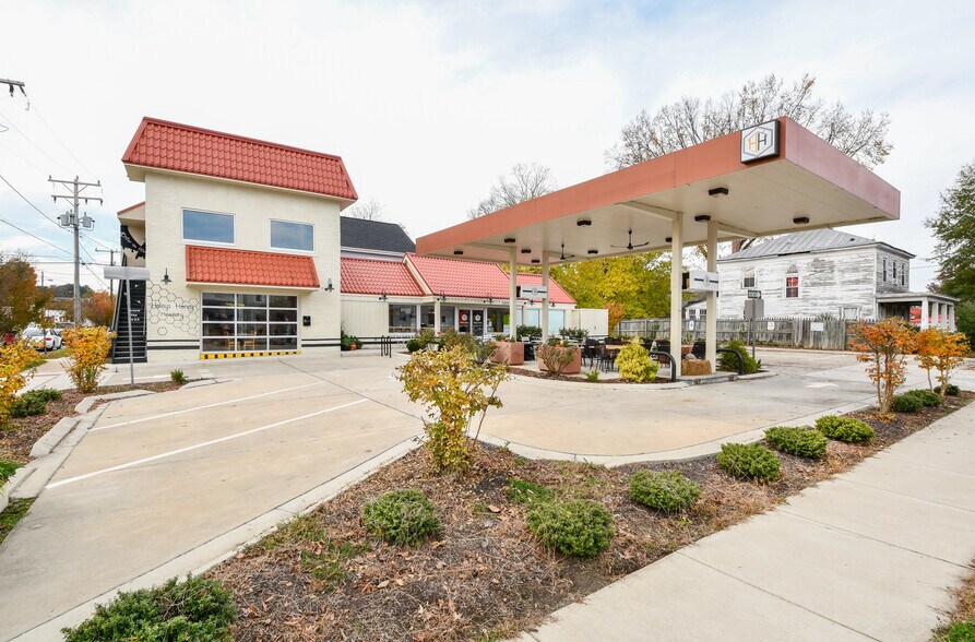 More Photos Of 1600 Princess Anne St, Fredericksburg Storefront Retail Office For Sale