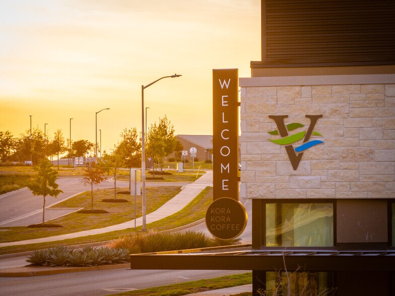 More Photos Of Oak Run Pkwy & Geneva St, New Braunfels Unknown For Lease