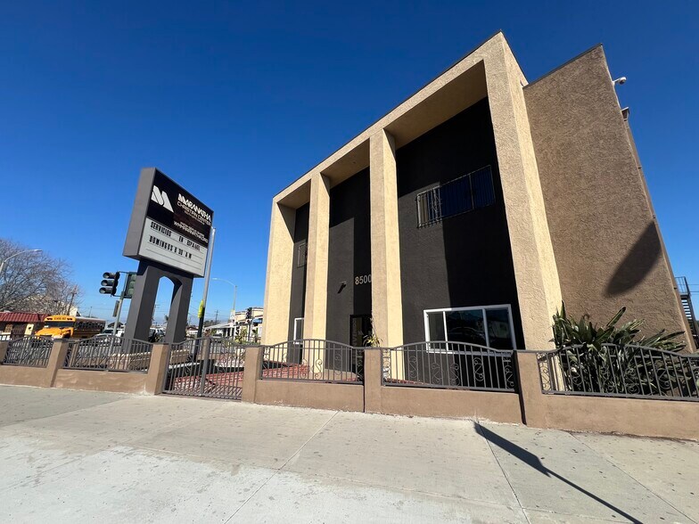 Primary Photo Of 8500 Long Beach Blvd, South Gate Specialty For Sale