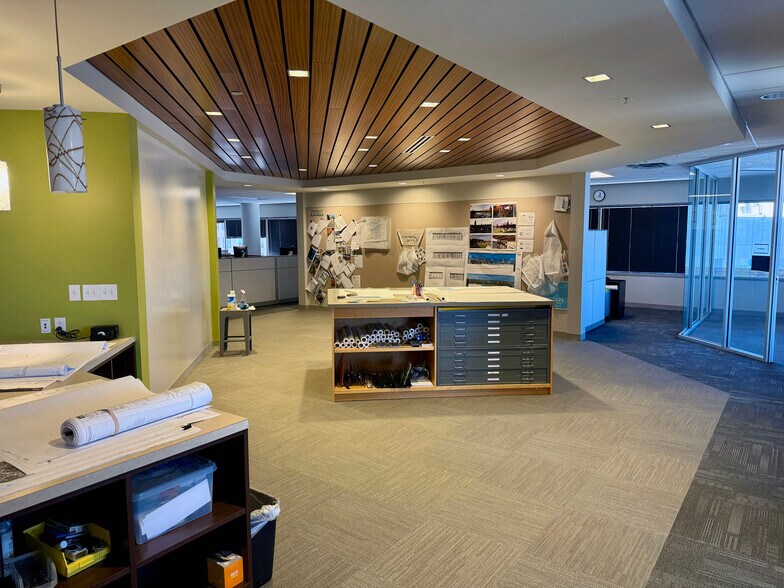 More Photos Of 101 N Tryon St, Charlotte Office For Lease