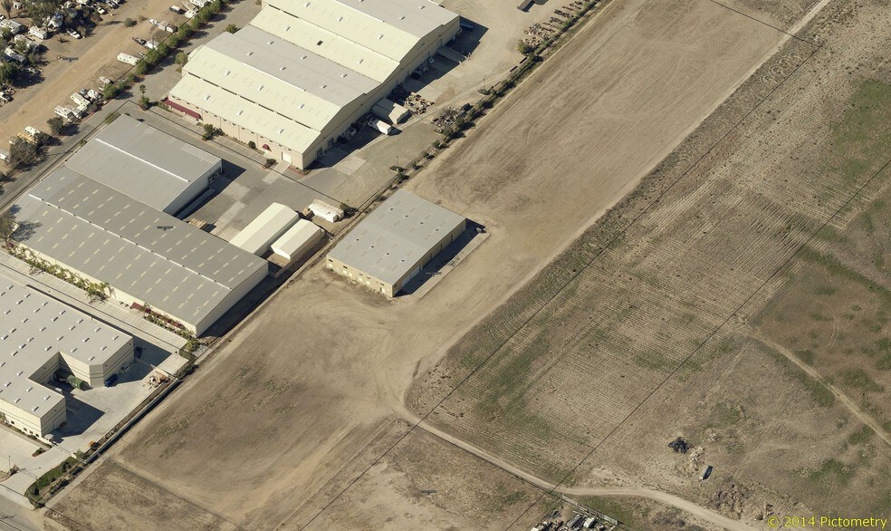 More Photos Of 32301 Corydon Rd, Lake Elsinore Warehouse For Lease