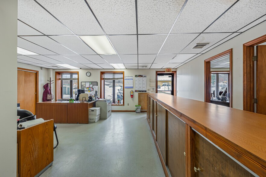 More Photos Of 165 Carmelinas Cir, Ludlow Industrial For Lease