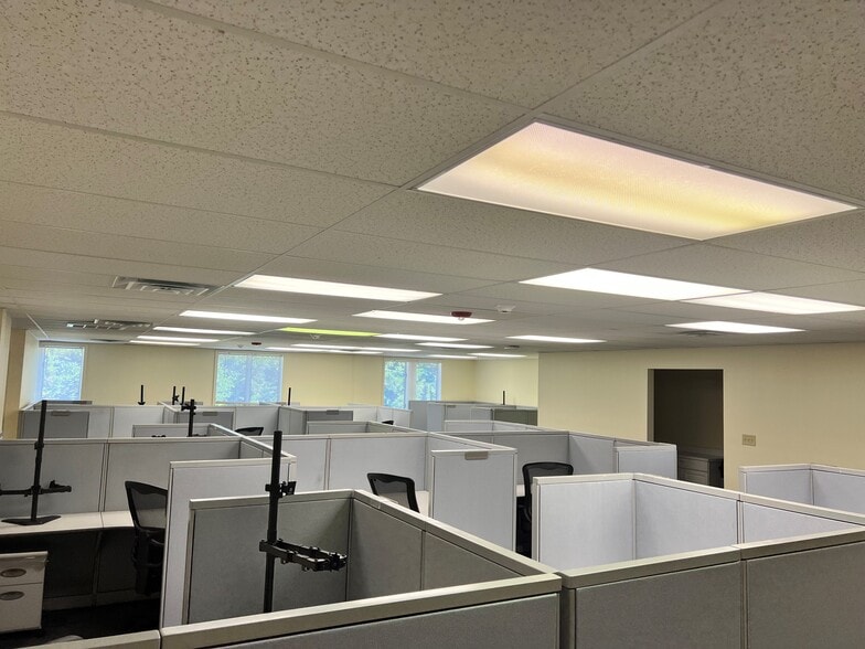 More Photos Of 7701 Timberlake Rd, Lynchburg Storefront For Lease