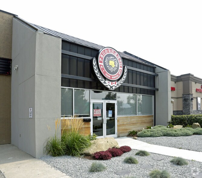 More Photos Of 4620-4624 16 Av NW, Calgary Medical For Lease