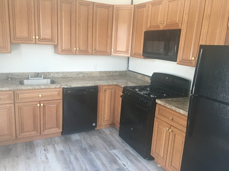 More Photos Of 18 W Winona Ave, Norwood Light Distribution For Sale