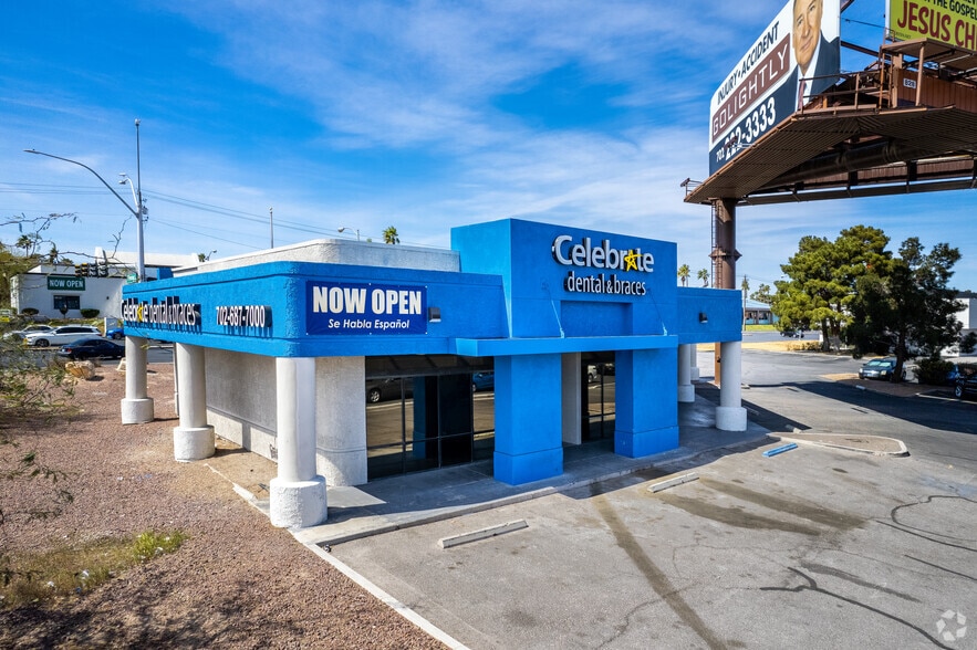 More Photos Of 4850 W Flamingo Rd, Las Vegas Unknown For Lease