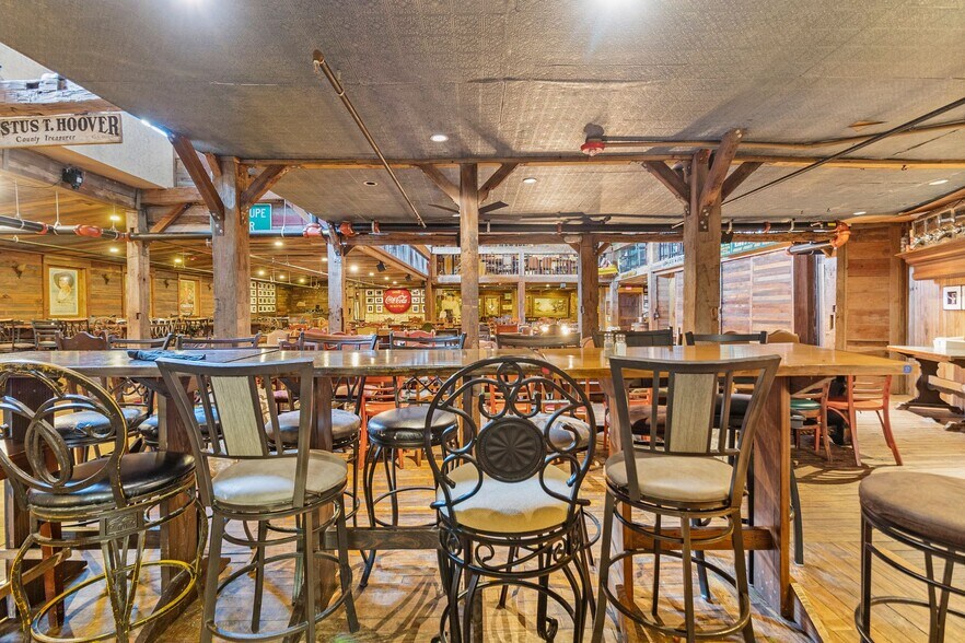 More Photos Of 25911 I-45, Spring Restaurant For Sale