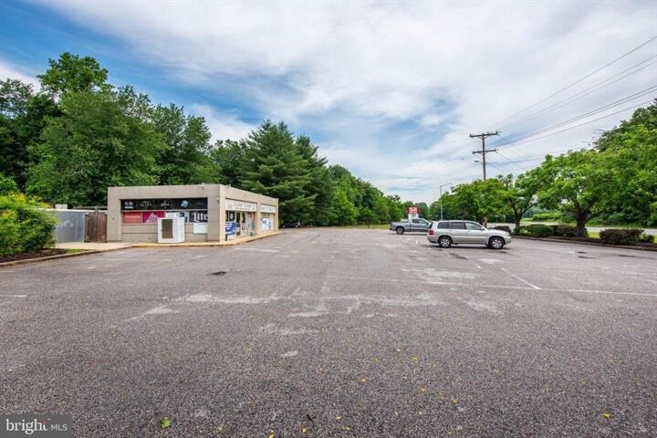 More Photos Of 19308 York Rd, Parkton Flex For Sale
