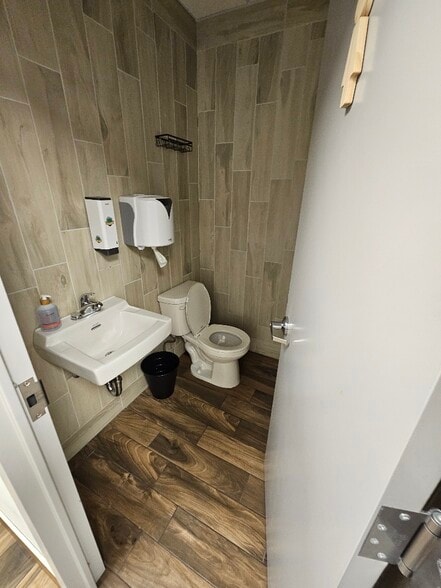 More Photos Of 3586 Nostrand Ave, Brooklyn Office For Lease