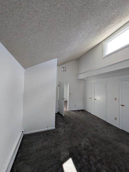 More Photos Of 1952 Kensington Ave, Buffalo Restaurant For Lease