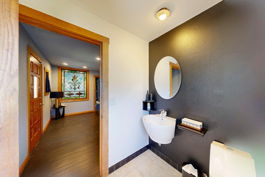 More Photos Of 101 Division St NW, Olympia Restaurant For Sale