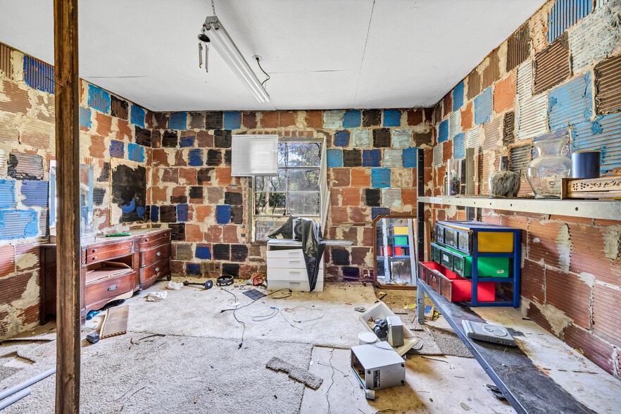 More Photos Of , Winnsboro Unknown For Sale