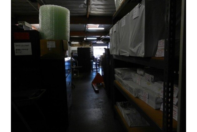 More Photos Of 900 W Hyde Park Blvd, Inglewood Warehouse For Lease