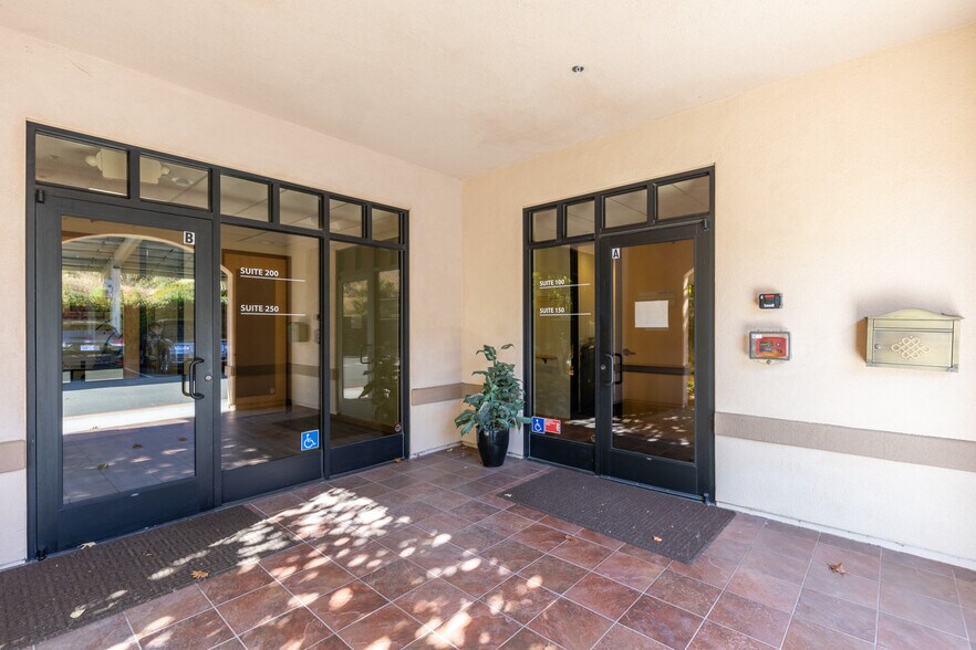 More Photos Of 690 De Long Ave, Novato Office For Sale