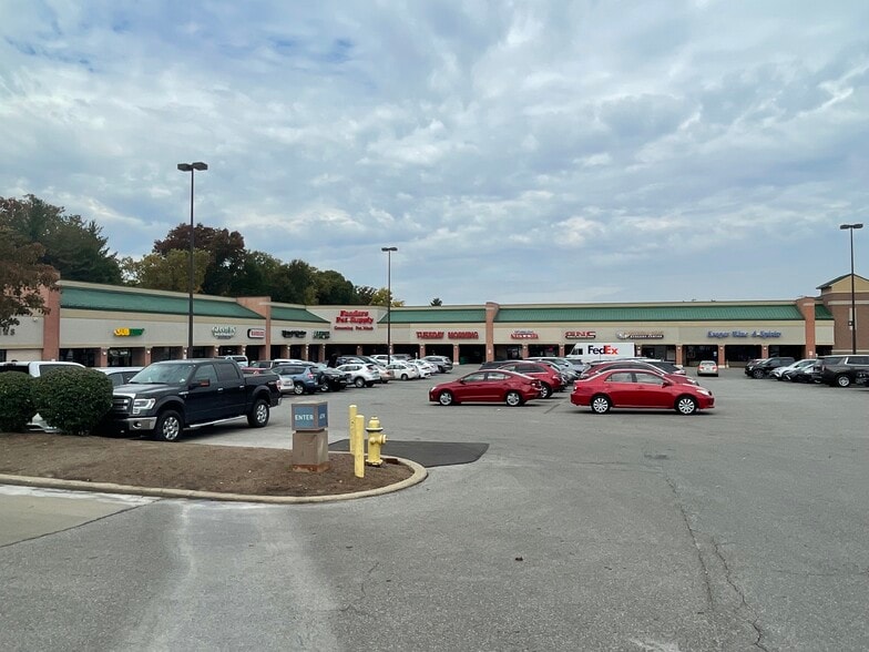 More Photos Of 2156 Dixie Hwy, Fort Mitchell Unknown For Lease