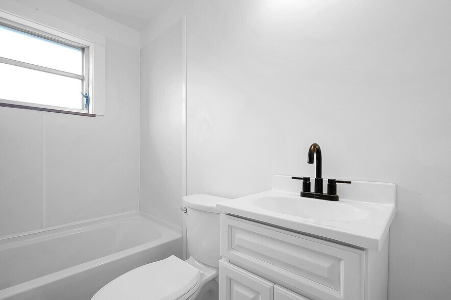 More Photos Of 259-265 Broad Meadows Blvd, Columbus Apartments For Sale