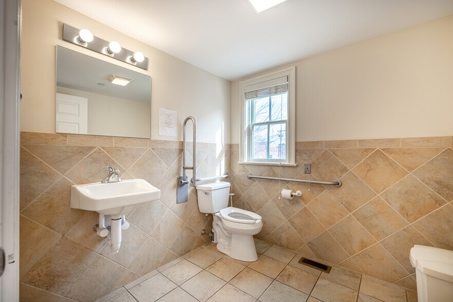 More Photos Of 27 Catoonah St, Ridgefield General Retail For Sale