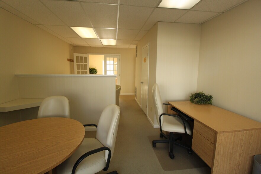 More Photos Of 1578 Route 130, North Brunswick Office For Lease