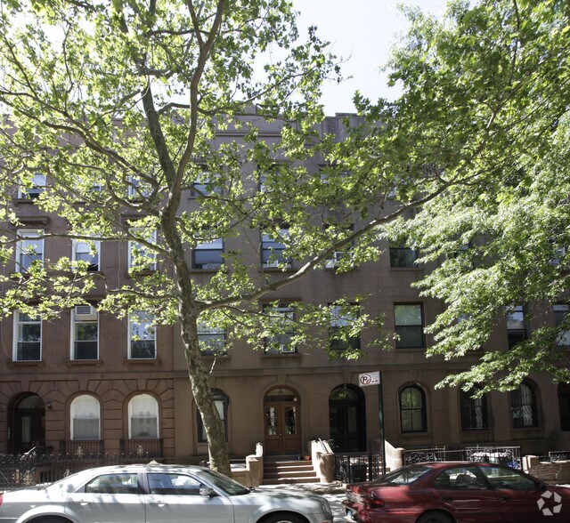 More Photos Of 106 President St, Brooklyn Apartments For Sale