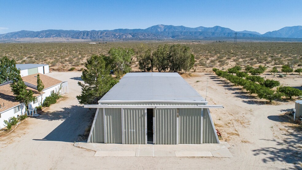 More Photos Of 34810 largo vista rd, Llano Airport For Sale