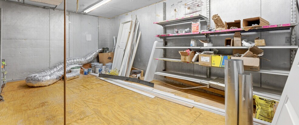 More Photos Of 180 Willey St, Morgantown Storefront For Sale