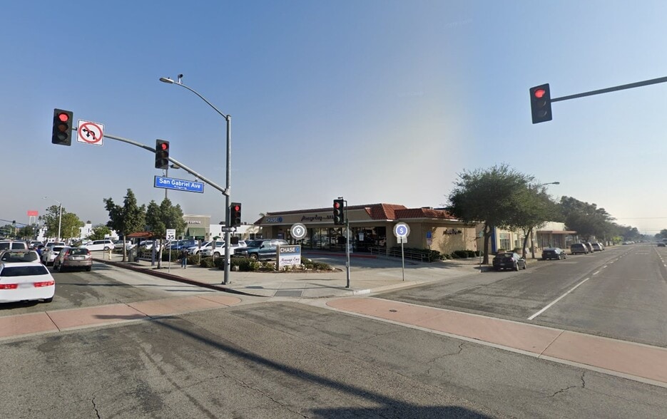 More Photos Of 150-160 W Foothill Blvd, Azusa Storefront For Lease
